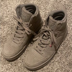 Grey High Top Levi’s Sneakers Size 9